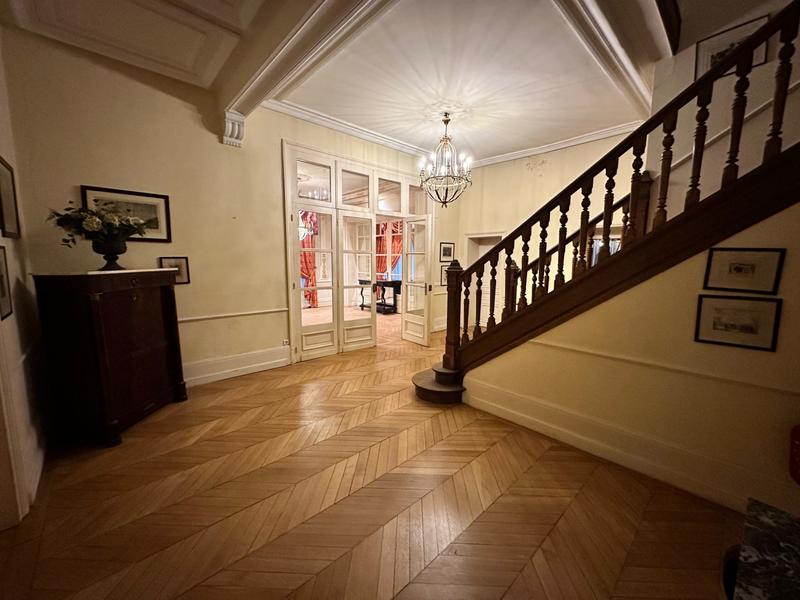 Local d'activités - 500 m²