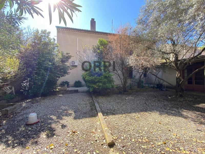 Maison de ville - 194 m² - 7 pièces