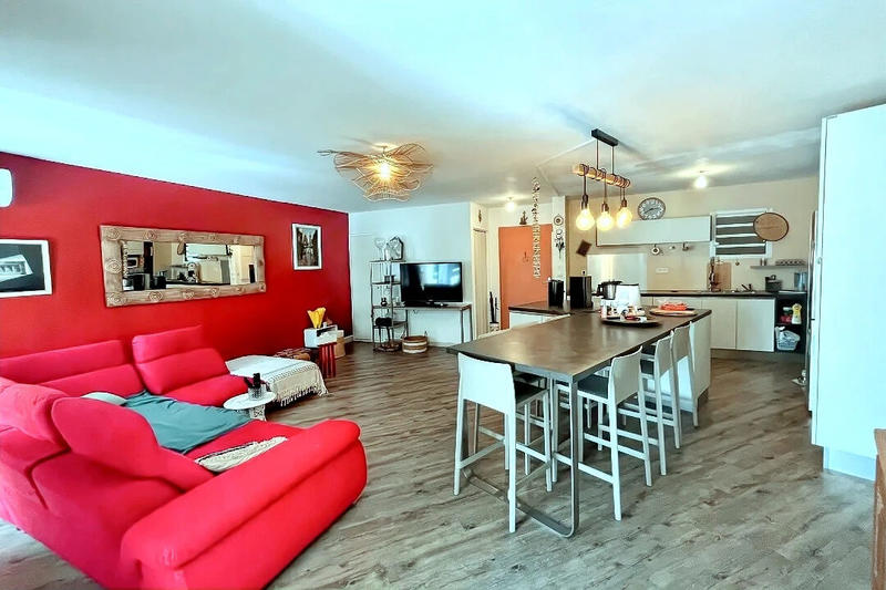 Appartement - 93 m² - 4 pièces