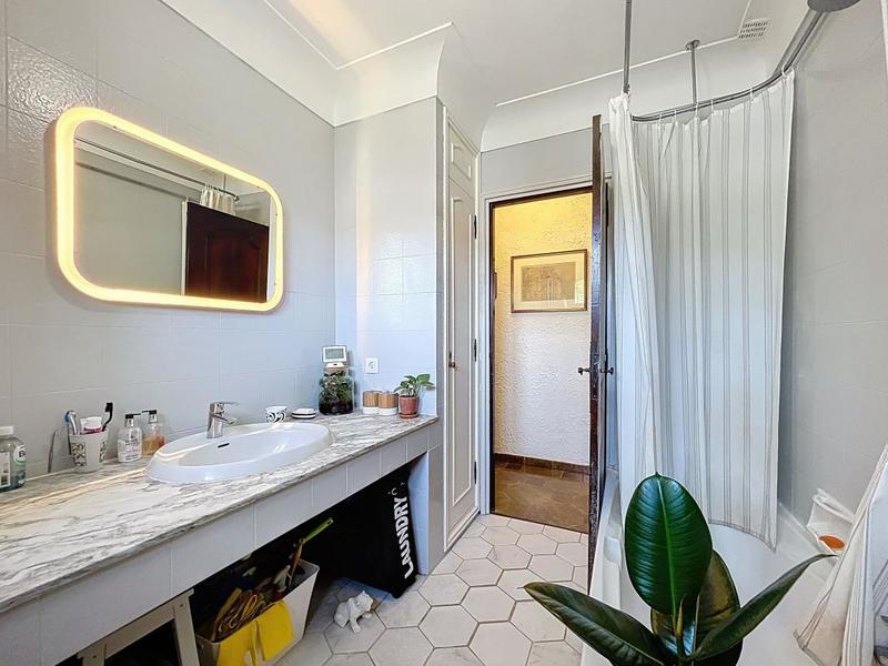 Appartement - 120 m² - 4 pièces