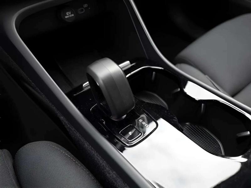 Volvo Xc40 Core Recharge