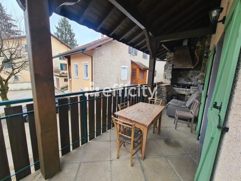 Maison - 146 m² - 5 pièces