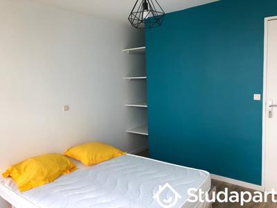 Chambre - 10 m² - 1 pièce