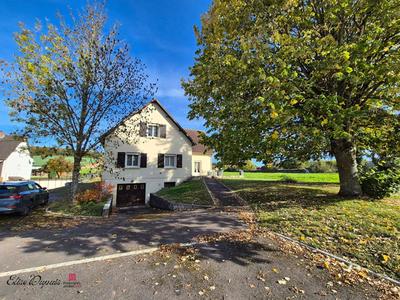 Maison - 182 m² - 8 pièces