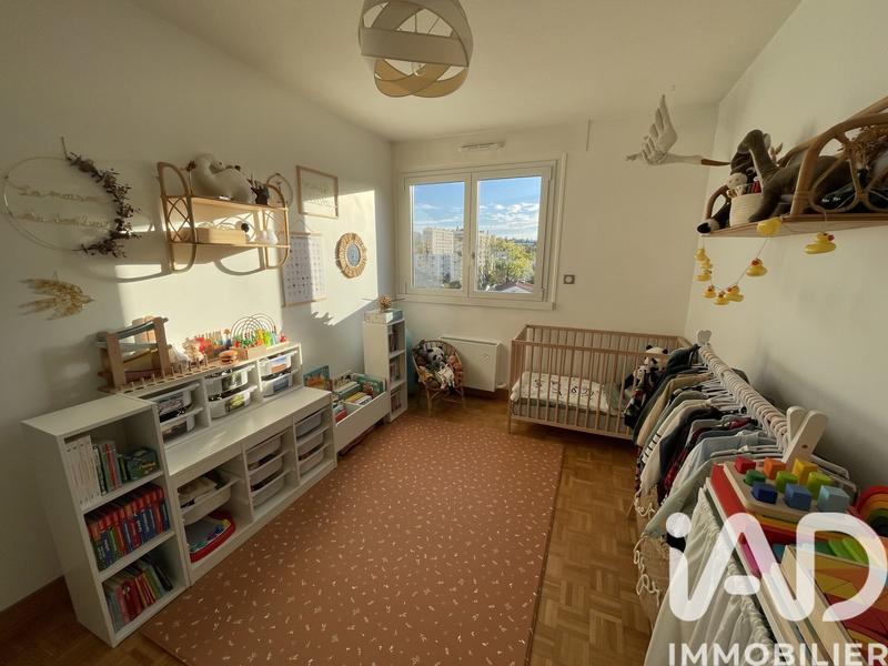 Appartement - 77 m² - 4 pièces