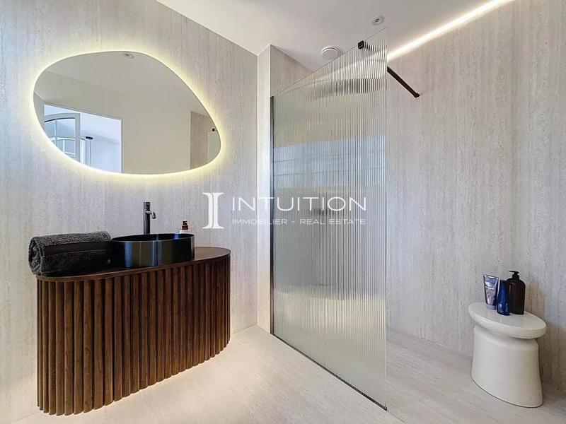 Appartement - 84 m² - 3 pièces