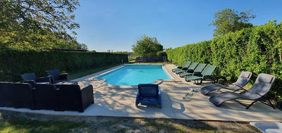 Maison - 218 m² - 7 pièces