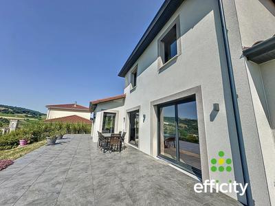 Maison - 132 m² - 5 pièces