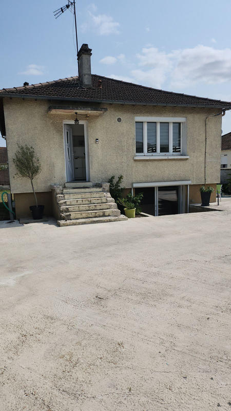 Maison - 100 m² - 6 pièces