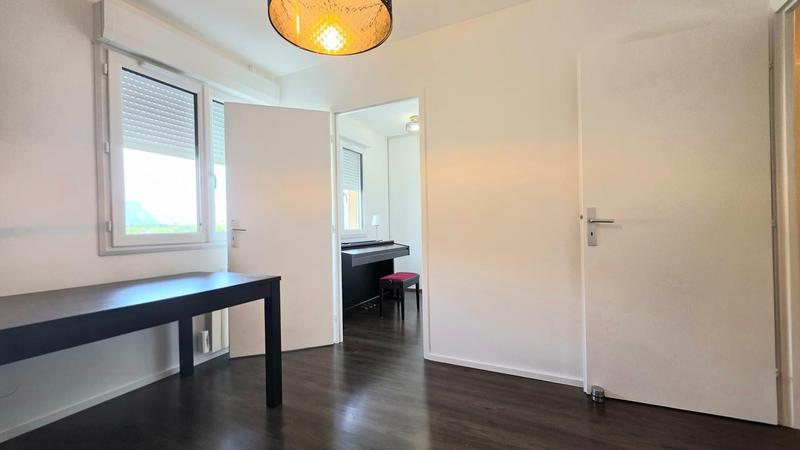 Appartement - 120 m² - 6 pièces