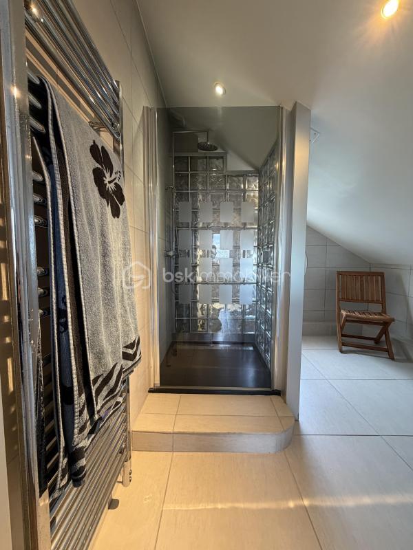 Maison - 156 m² - 6 pièces