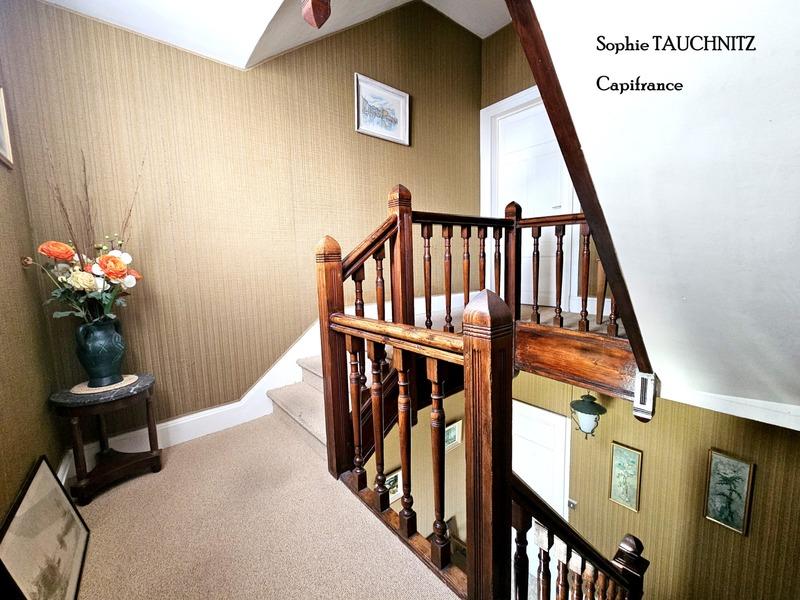 Maison bourgeoise - 180 m² - 8 pièces