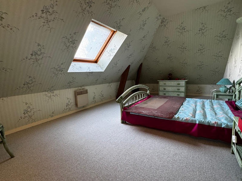 Maison - 200 m² - 9 pièces