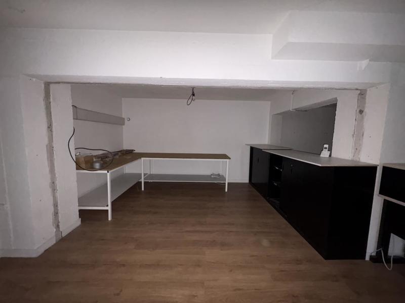 Local commercial - 97 m² - 2 pièces