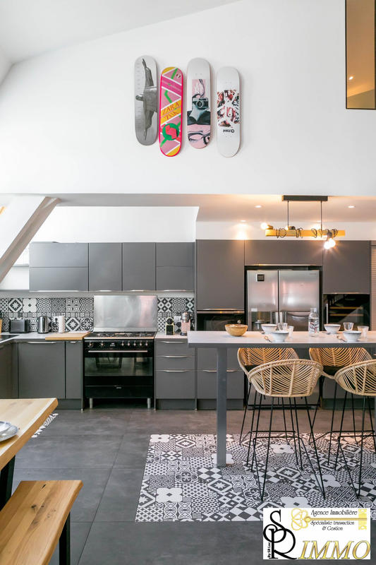 Appartement - 160 m² - 5 pièces