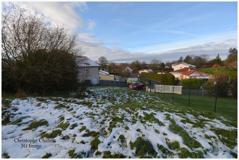 Terrain constructible - 725 m²