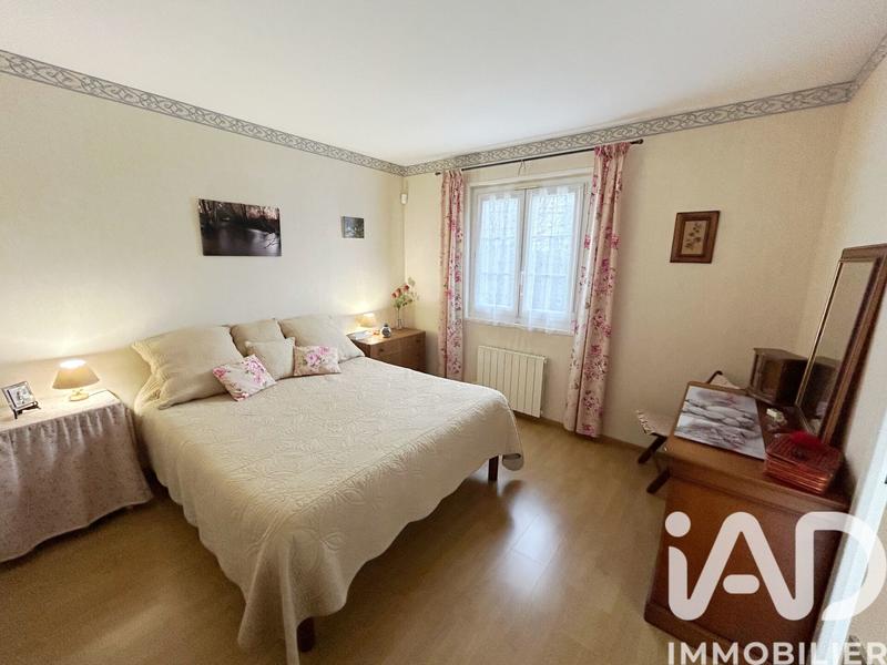 Maison - 180 m² - 5 pièces