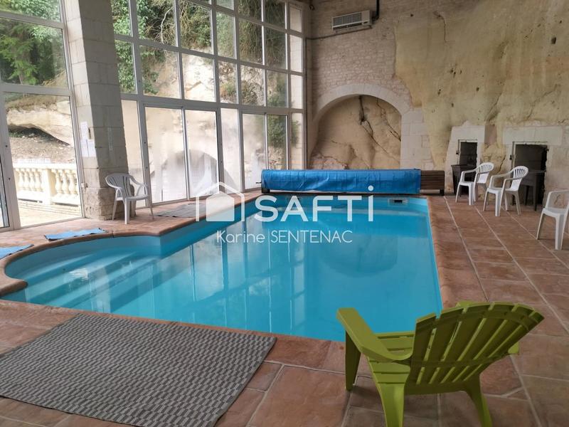 Maison - 283 m² - 8 pièces