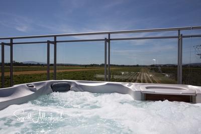 Propriété - 1 110 m² - 35 pièces