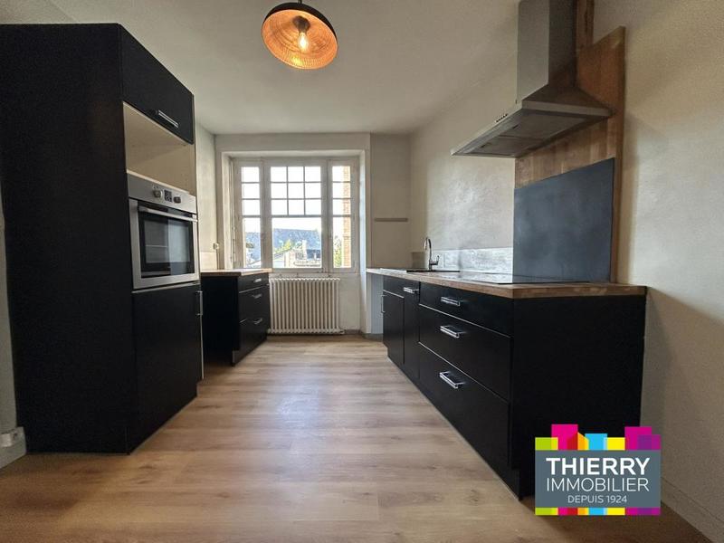 Maison - 102 m² - 4 pièces