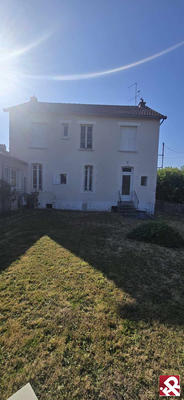 Maison - 216 m² - 5 pièces