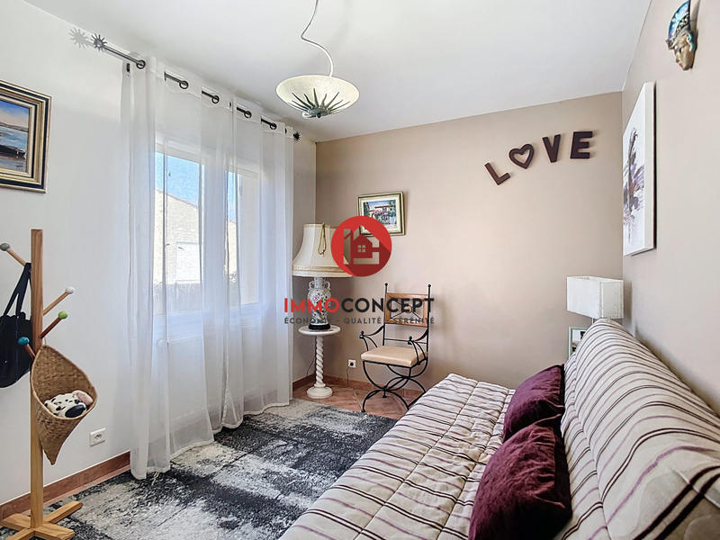 Maison traditionnelle - 140 m² - 5 pièces