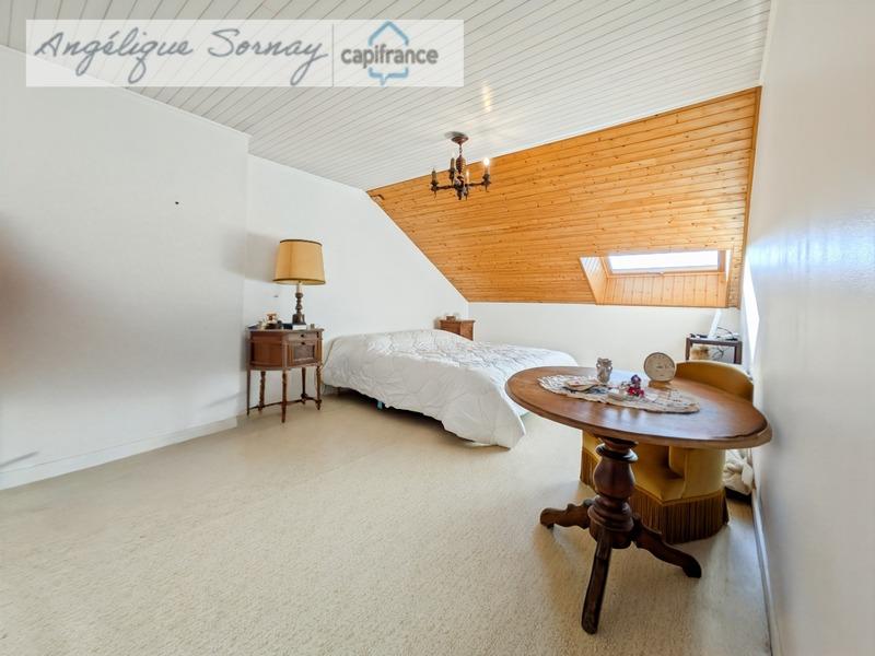 Maison de village - 242 m² - 6 pièces