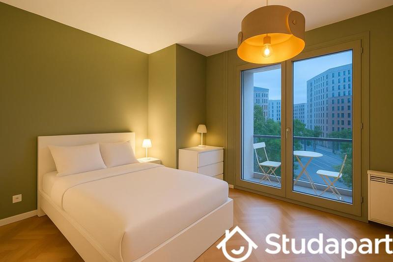 Chambre - 12 m² - 1 pièce