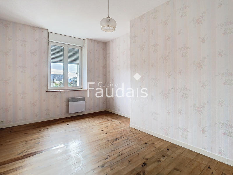 Maison - 98 m² - 4 pièces