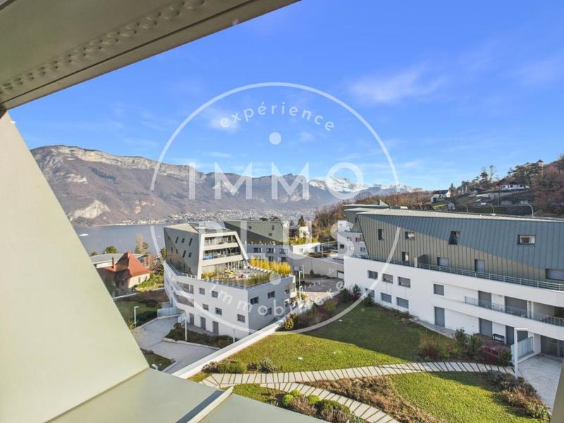 Appartement - 105 m² - 4 pièces