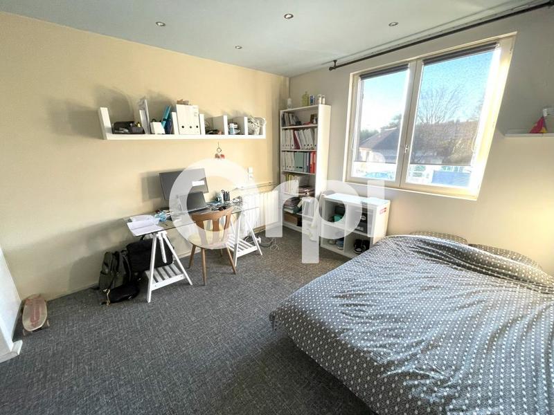 Maison - 133 m² - 6 pièces