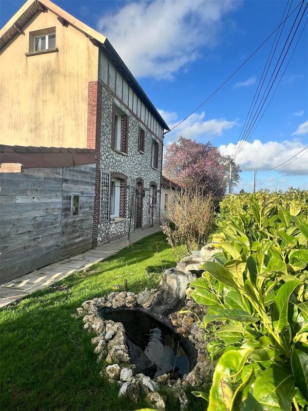 Maison - 160 m² - 7 pièces