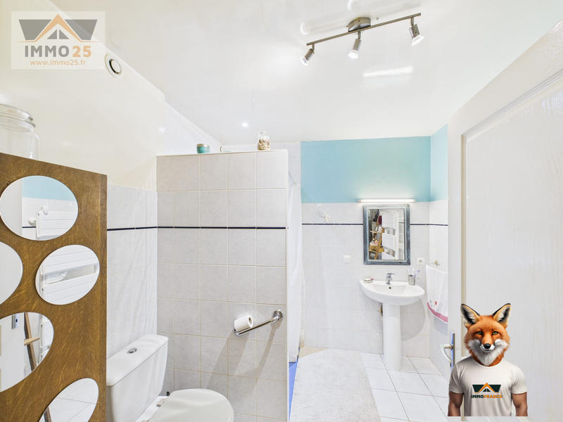 Maison - 240 m² - 9 pièces