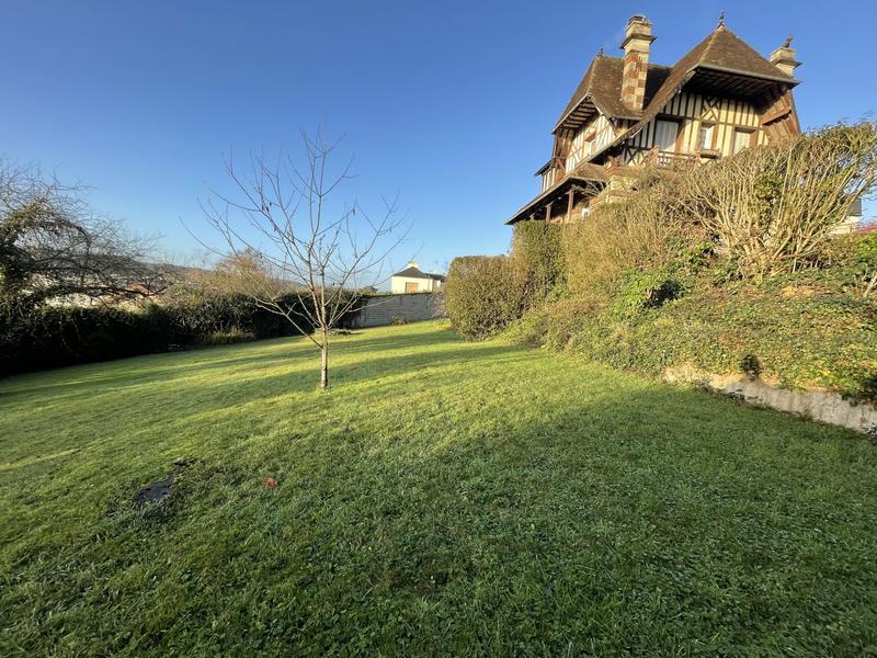 Maison ancienne - 151 m² - 6 pièces