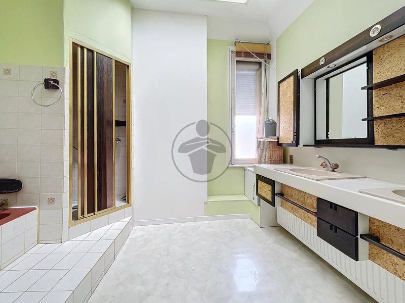 Appartement - 86 m² - 3 pièces