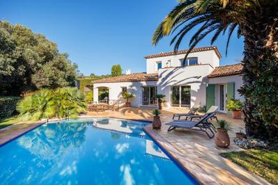 Villa - 160 m² - 5 pièces