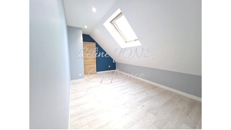 Maison - 171 m² - 9 pièces