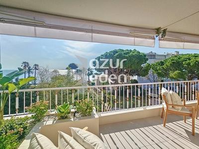 Appartement - 100 m² - 4 pièces