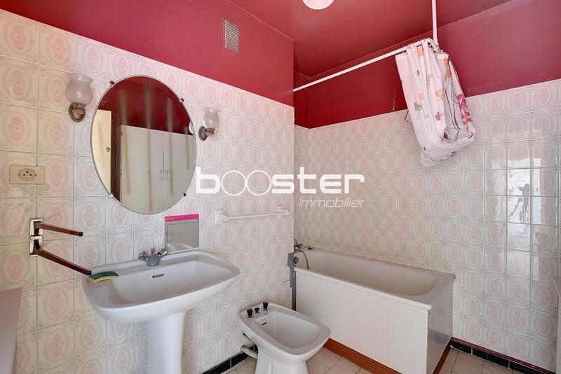 Appartement ancien - 80 m² - 4 pièces