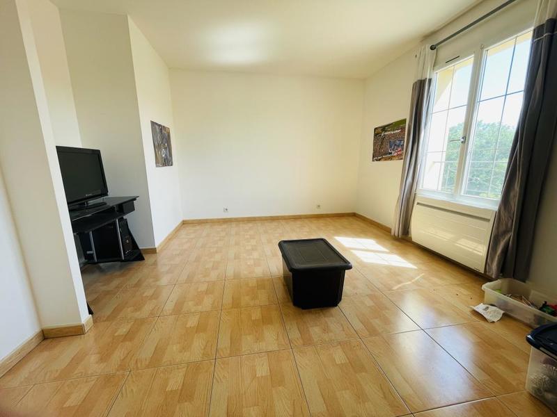 Maison - 232 m² - 8 pièces