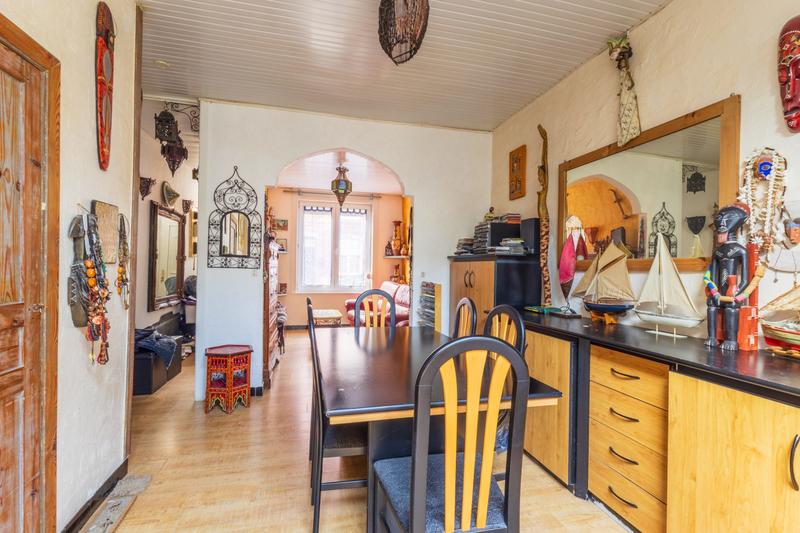 Maison - 96 m² - 5 pièces