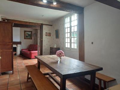 Maison - 93 m² - 4 pièces