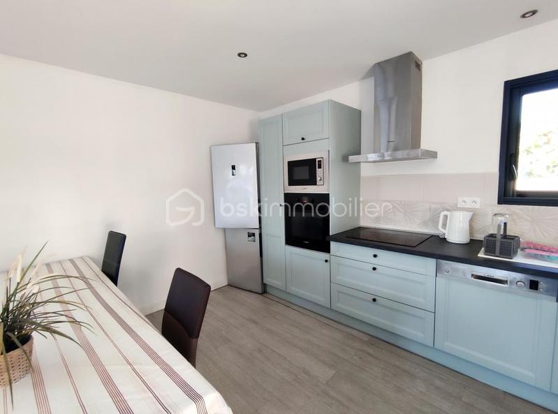 Maison - 93 m² - 4 pièces