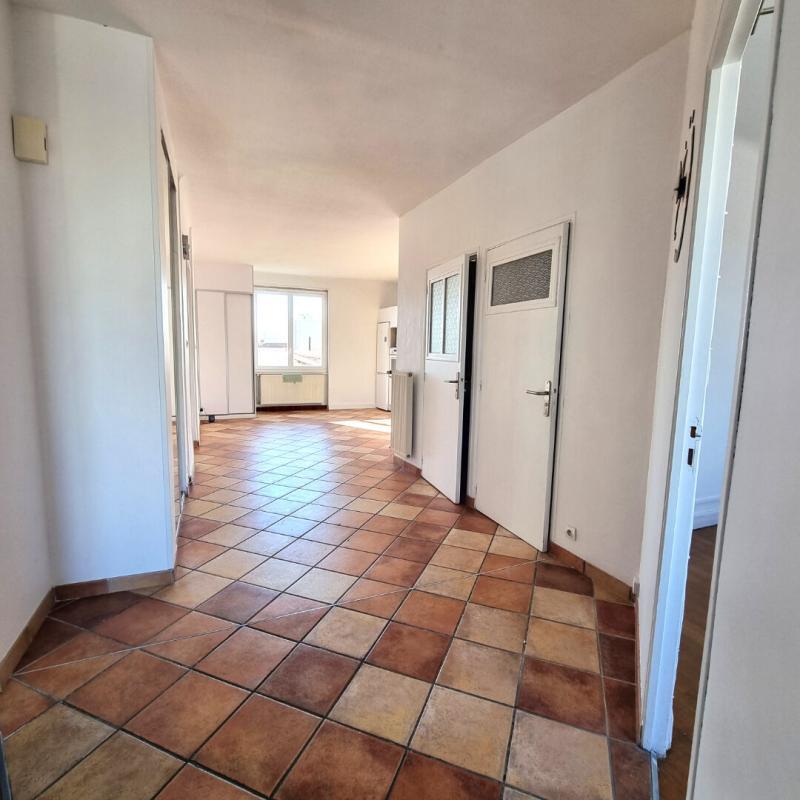 Appartement - 92 m² - 4 pièces