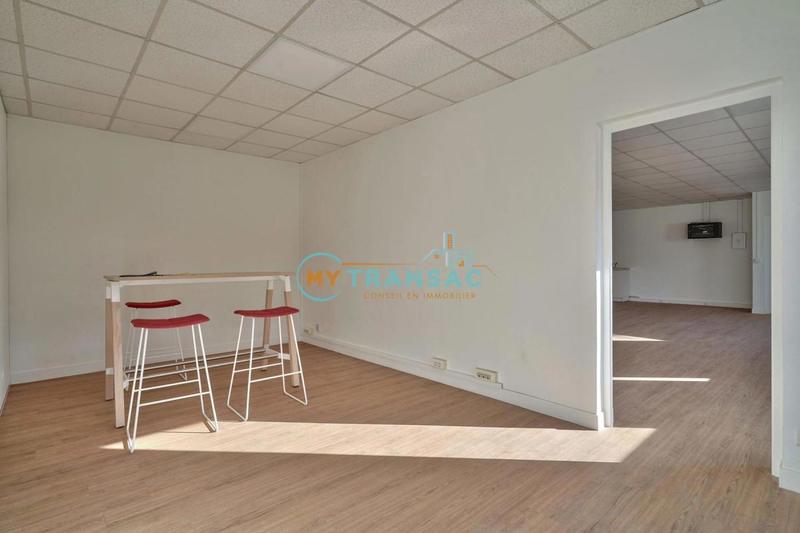 Bureau - 86 m²