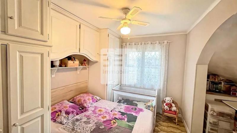 Maison - 171 m² - 6 pièces