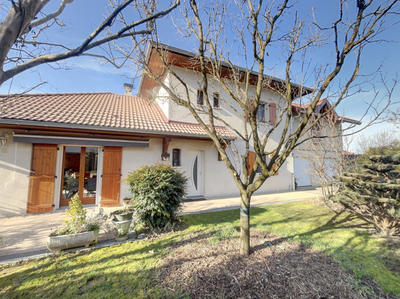 Maison - 163 m² - 6 pièces