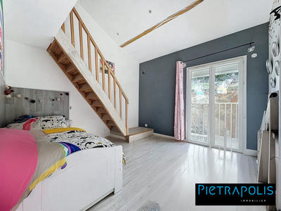 Maison - 148 m² - 7 pièces