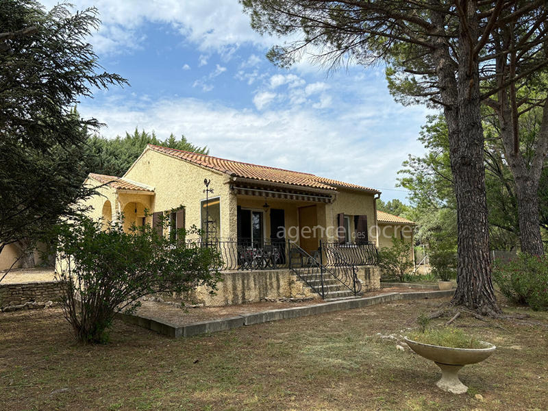 Maison - 102 m² - 4 pièces