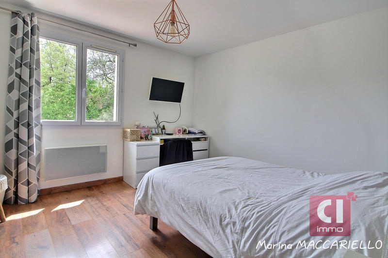 Maison - 175 m² - 6 pièces